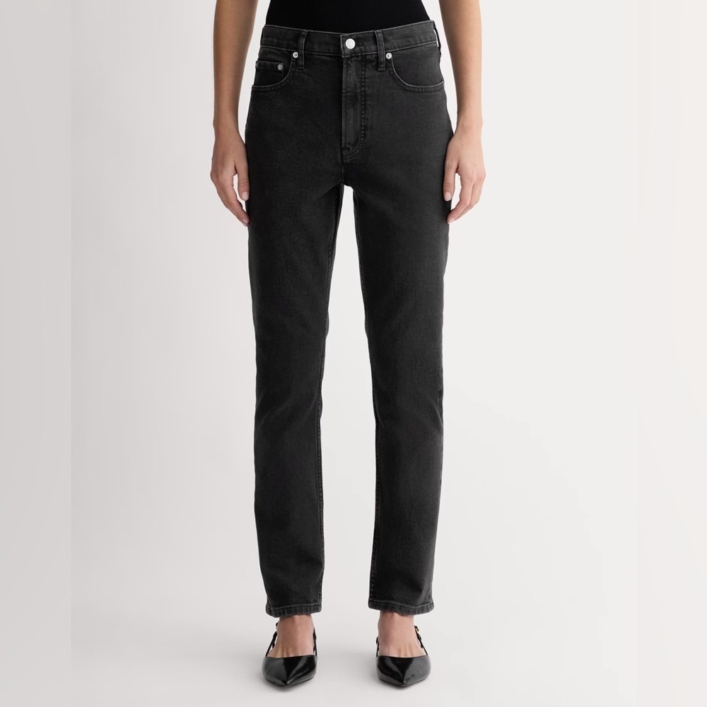 Everlane • The Original Cheeky Jean Black Women's Straight Jeans